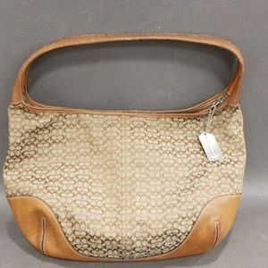 THRIFTERS SPECIAL!! Coach signature hobo